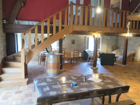 La Raze, gîte 12 pers. avec piscine à Montcaret : photo 3