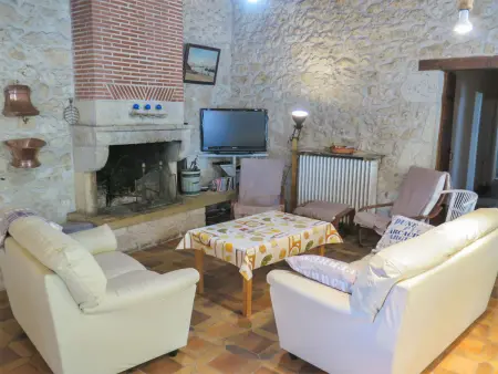 La Raze, gîte 12 pers. avec piscine à Montcaret : photo 6