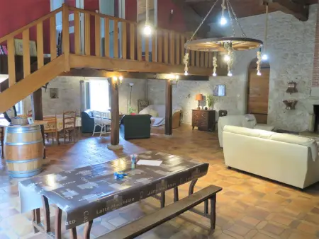 La Raze, gîte 12 pers. avec piscine à Montcaret : photo 11