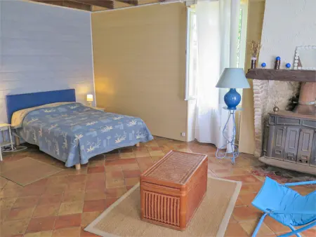 La Raze, gîte 12 pers. avec piscine à Montcaret : photo 16