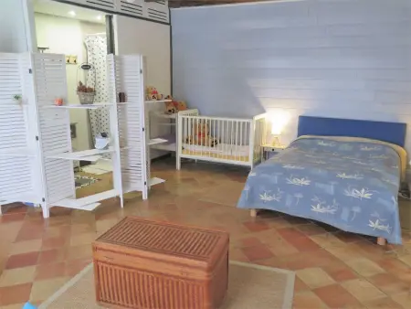 La Raze, gîte 12 pers. avec piscine à Montcaret : photo 19