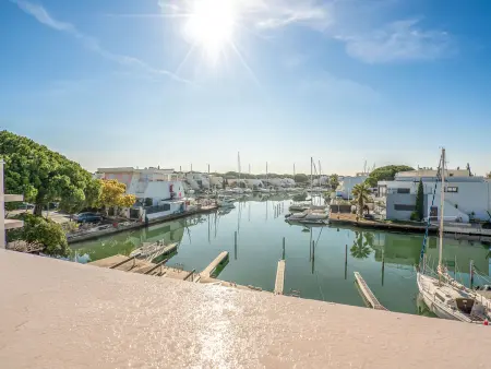 Appartement Les Marinas d'Ulysse IV, Port Camargue : photo 5