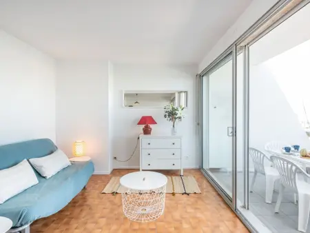 Les Arpèges – Apt 2 pièces avec terrasse vue port - Photo 5