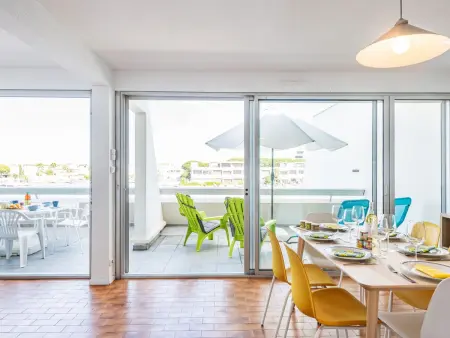 Les Arpèges – Apt 2 pièces avec terrasse vue port - Photo 9