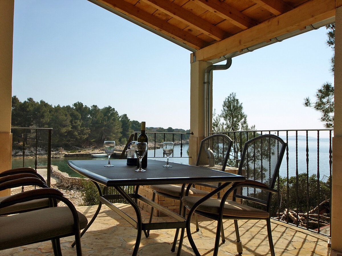 Maison Jure à Pašman, vue mer et plage privée - Photo 4