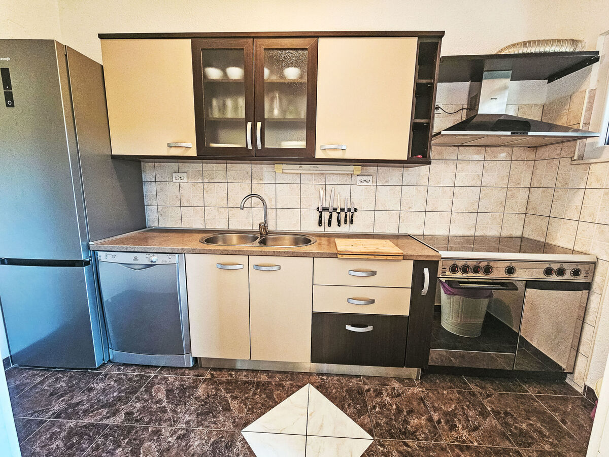Maison Mirko 6 chambres, vue mer à Vinišće - Photo 9