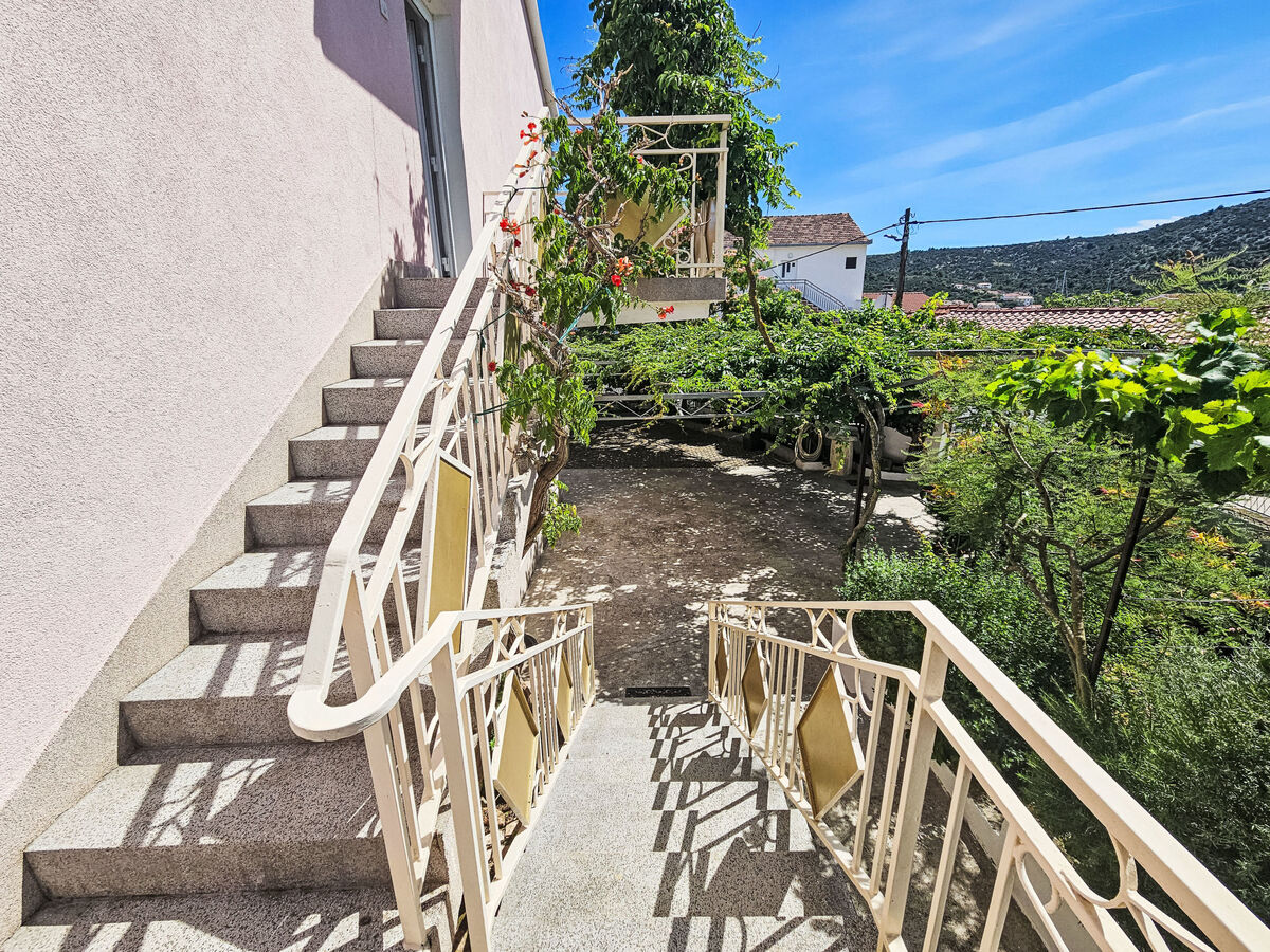 Maison Mirko 6 chambres, vue mer à Vinišće - Photo 24