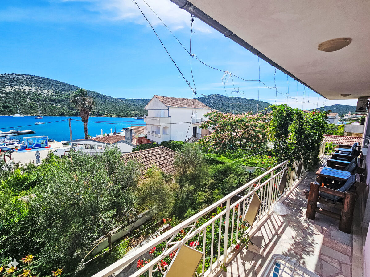 Maison Mirko 6 chambres, vue mer à Vinišće - Photo 32