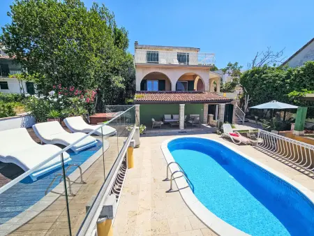 Maison Carmen, 90 m de la mer, piscine chauffée : photo 2
