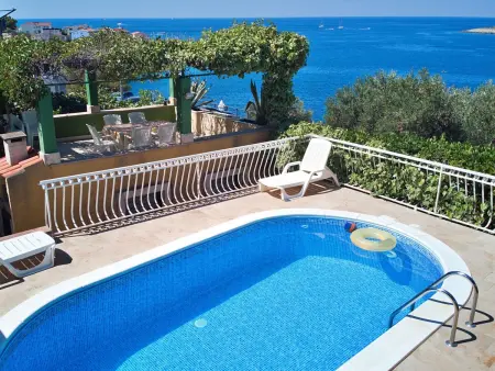 Maison Carmen, 90 m de la mer, piscine chauffée : photo 25