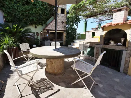 Maison Carmen, 90 m de la mer, piscine chauffée : photo 26