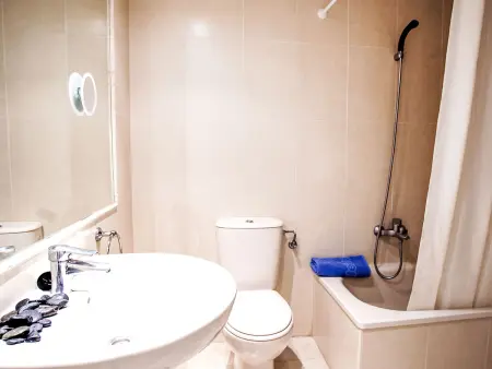 Appartement Amatista – 15e étage vue mer, à 30 m de la plage : photo 8
