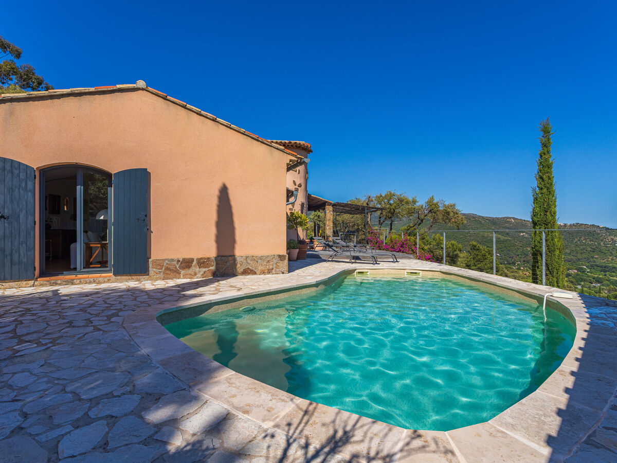 Le Pas de Courtin, villa 6 pers. avec piscine à Bormes - Photo 3