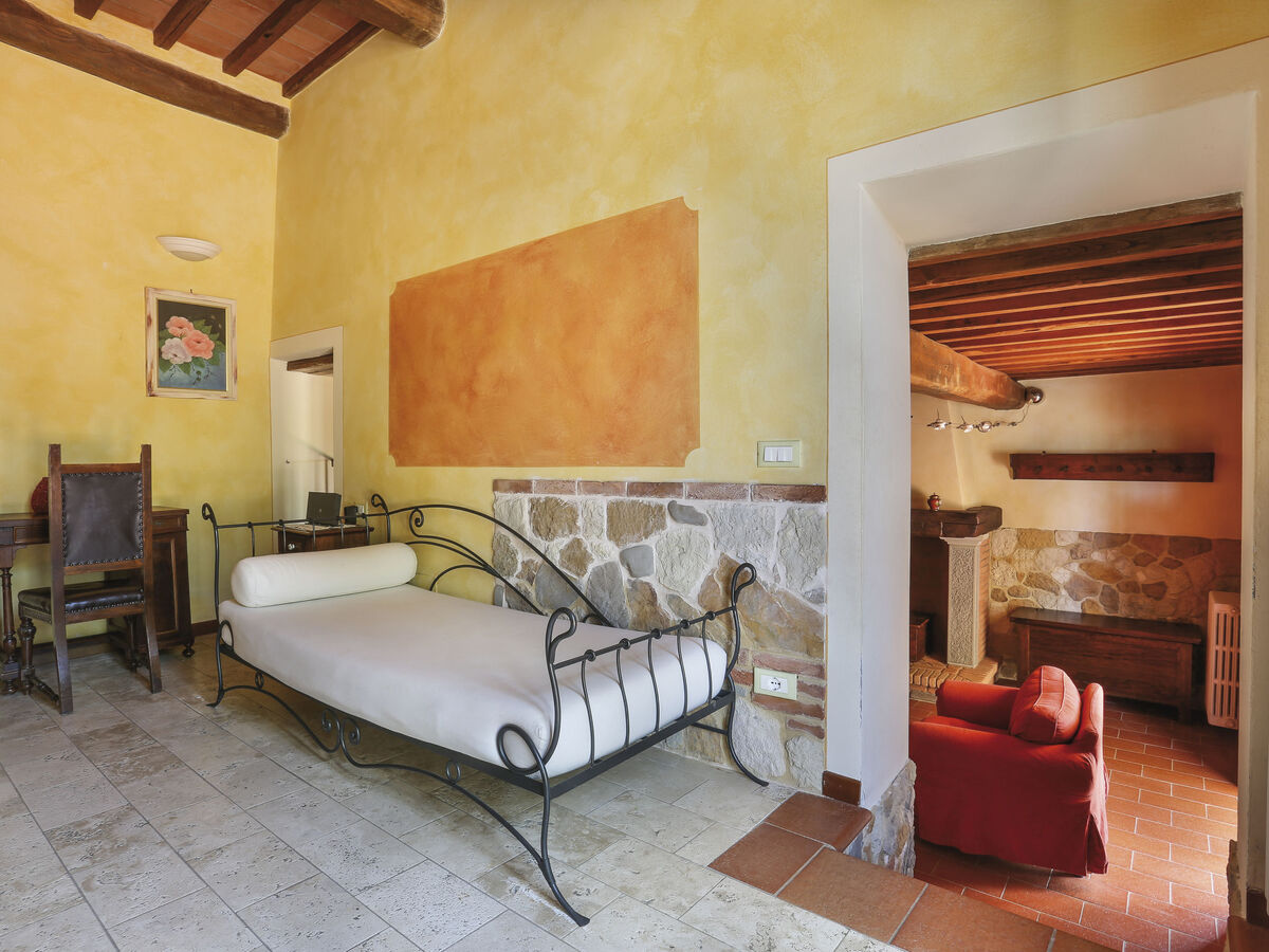 Maison Desideri à Vinci avec piscine et 3 chambres - Photo 17