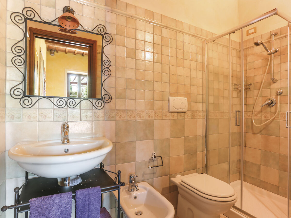 Maison Desideri à Vinci avec piscine et 3 chambres - Photo 20
