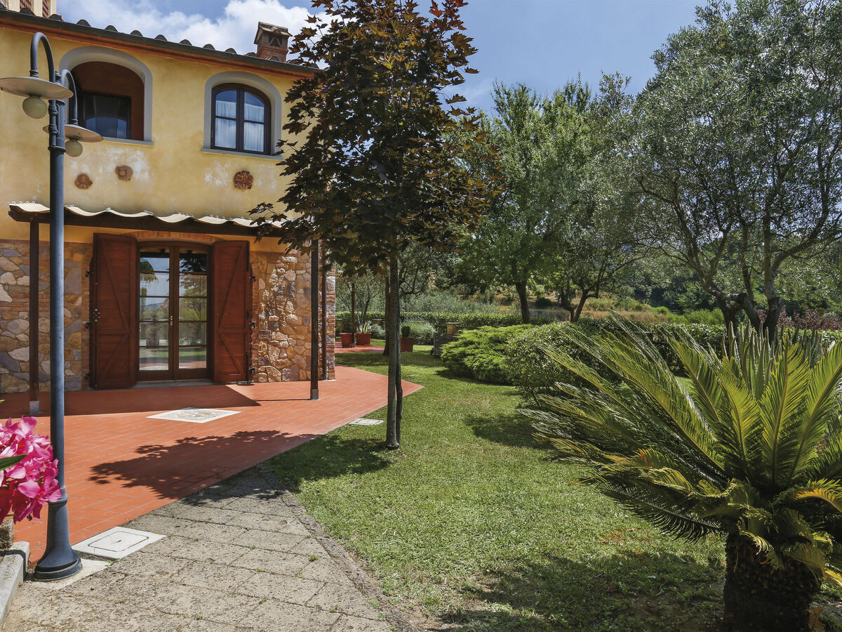 Maison Desideri à Vinci avec piscine et 3 chambres - Photo 21
