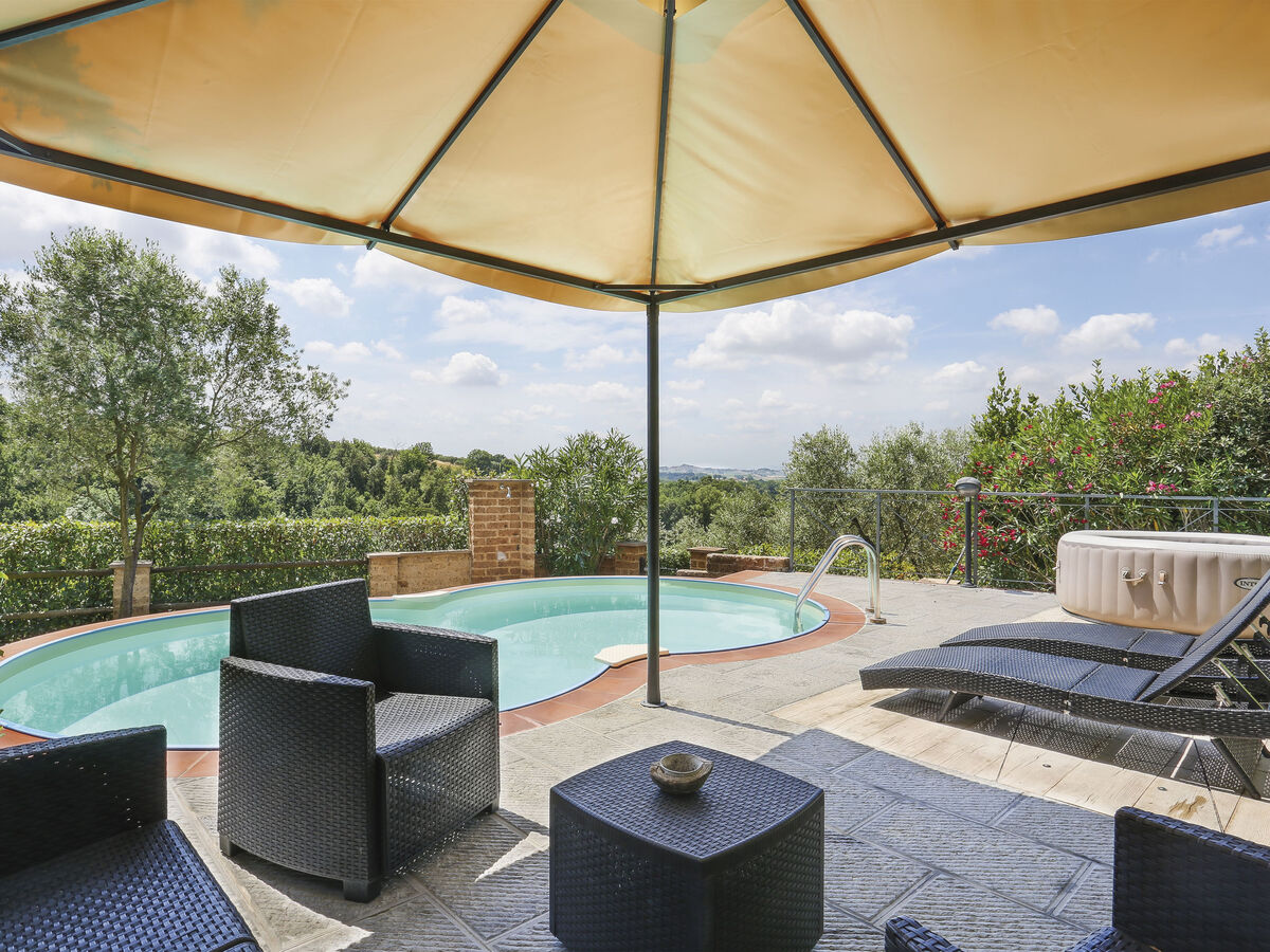 Maison Desideri à Vinci avec piscine et 3 chambres - Photo 23