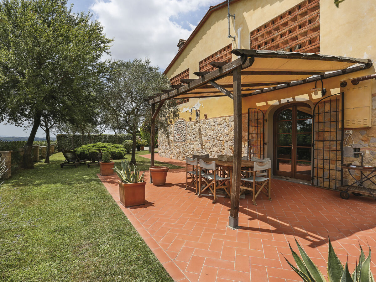 Maison Desideri à Vinci avec piscine et 3 chambres - Photo 27