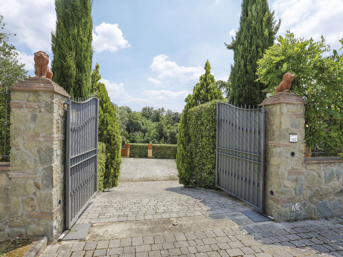 Maison Desideri à Vinci avec piscine et 3 chambres - Photo 28