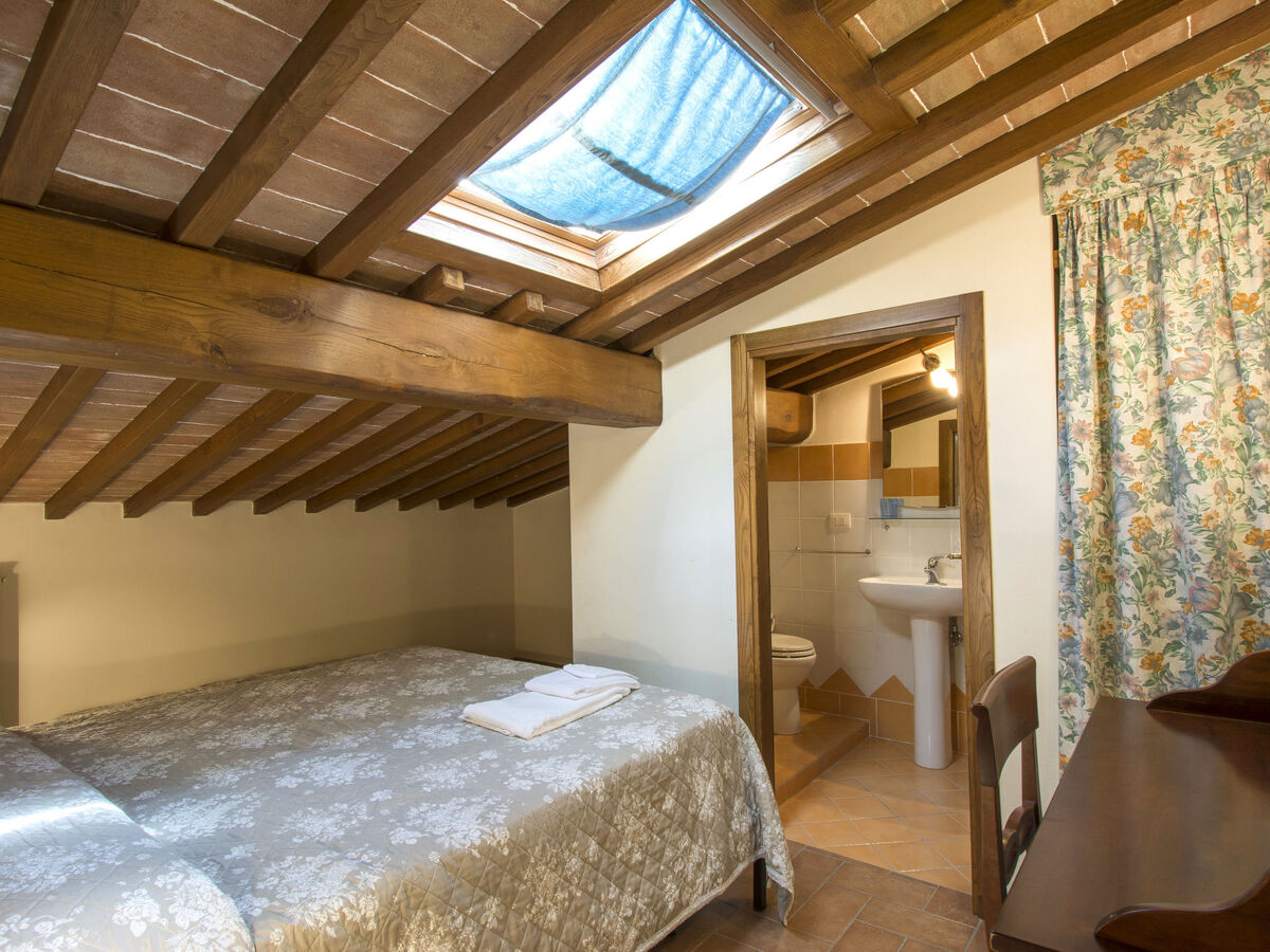 Gîte La Gora – Villa toscane rénovée avec piscine 14x7 m - Photo 15