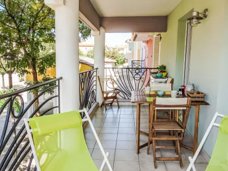 Appartement Le Madrilène – terrasse 15 m² à 1,2 km de la mer : photo 10
