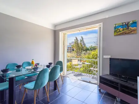 Appartement Boutin, 150 m de la plage du Lavandou : photo 6