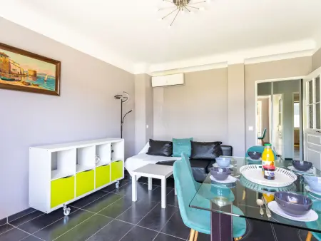 Appartement Boutin, 150 m de la plage du Lavandou : photo 7