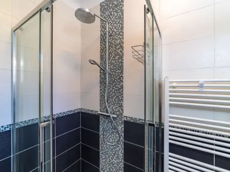 Appartement Boutin, 150 m de la plage du Lavandou : photo 16