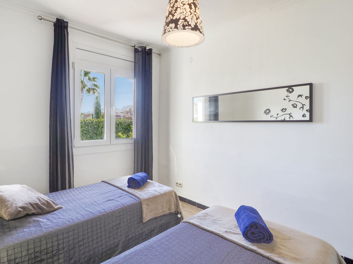 Montgri, maison 6 pers. piscine à Empuriabrava - Photo 19
