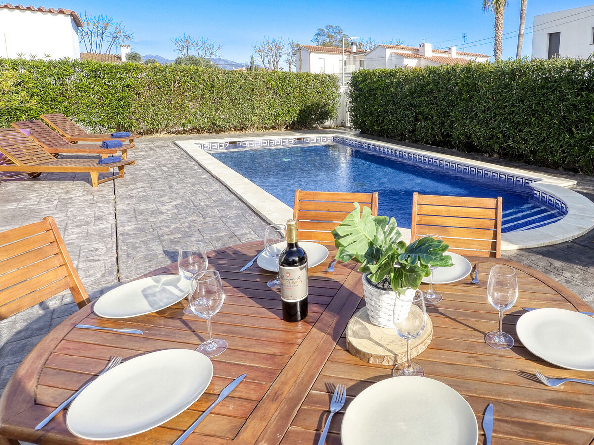 Montgri, maison 6 pers. piscine à Empuriabrava - Photo 32