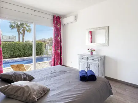 Maison Montgri, belle maison lumineuse avec terrasse au bord de la piscine - Photo 14