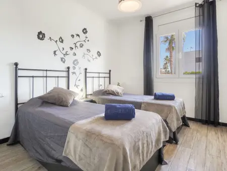 Maison Montgri, belle maison lumineuse avec terrasse au bord de la piscine - Photo 17