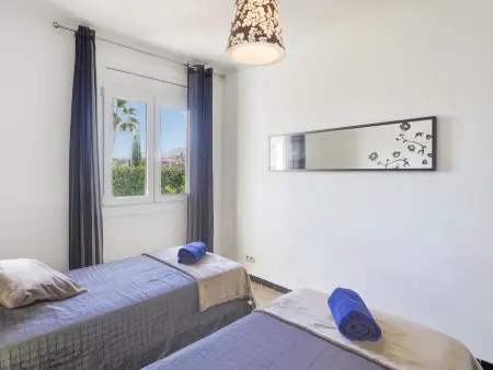Maison Montgri, belle maison lumineuse avec terrasse au bord de la piscine - Photo 18