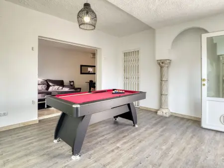 Maison Montgri, belle maison lumineuse avec terrasse au bord de la piscine - Photo 24