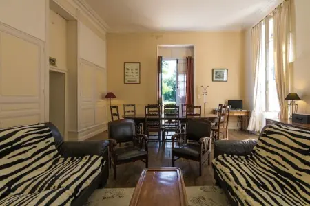 Le Grand Gîte du Château – 13 personnes à Chalais : photo 14