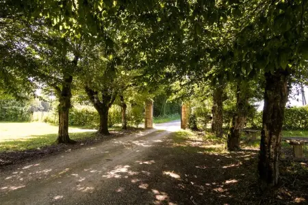 Le Grand Gîte du Château – 13 personnes à Chalais : photo 37