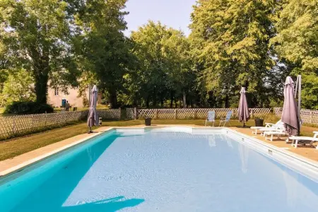 La Grande Maison, Gîte à Chaleix proche forêt et lac - Photo 4