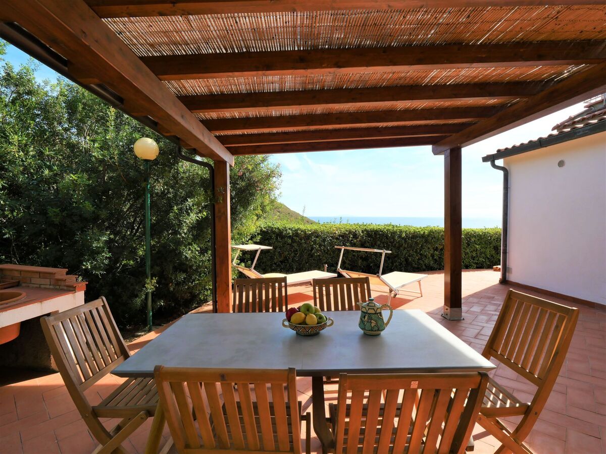 Maison avec vue mer et 2 terrasses à Capoliveri - Photo 3