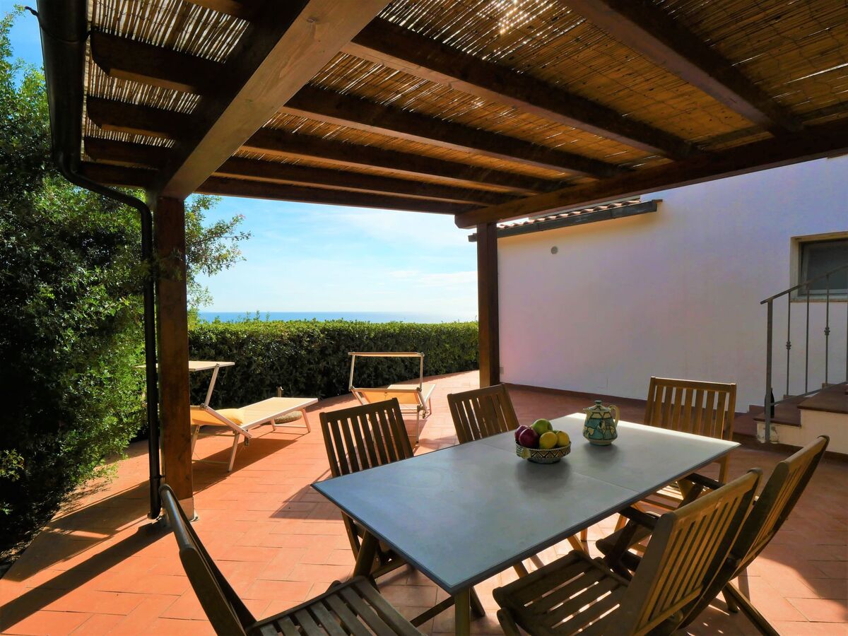 Maison avec vue mer et 2 terrasses à Capoliveri - Photo 17