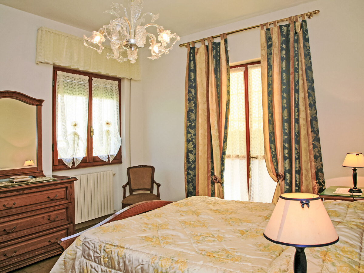 Villa Carla à Forte dei Marmi, 1,2 km de la mer - Photo 8