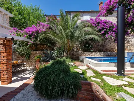 Marijan, maison 165 m² avec piscine chauffée à Sutivan : photo 29