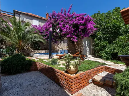 Marijan, maison 165 m² avec piscine chauffée à Sutivan : photo 34