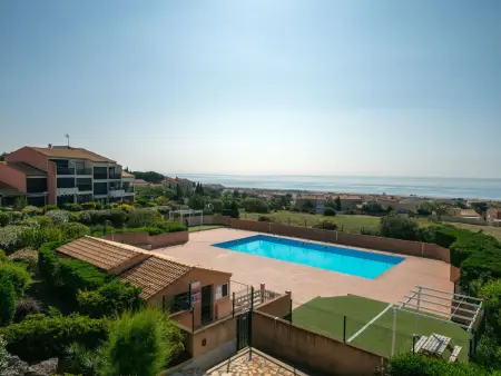 Appartement vue mer à Saint-Pierre-la-Mer, piscine en résidence : photo 20