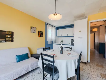 Appartement Vicente – vue mer, 150 m de la plage : photo 9