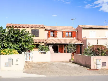 Maison Les Colombes – terrasses et jardin à Saint-Pierre-la-Mer : photo 18