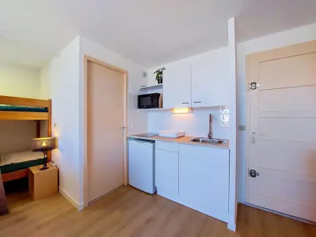Appartement Front de Mer, 100 m de la plage : photo 22