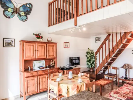 Maison Les Lauriers Roses à Saint Cyprien, terrasse de 40 m² : photo 3