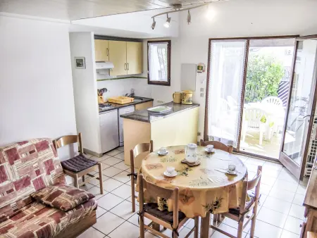 Maison Les Lauriers Roses à Saint Cyprien, terrasse de 40 m² : photo 6