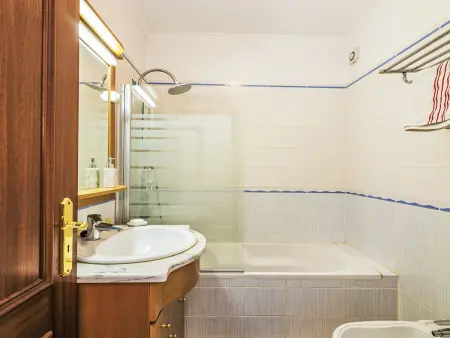 T2 Olhão - 96 m², 4 personnes, balcon : photo 9