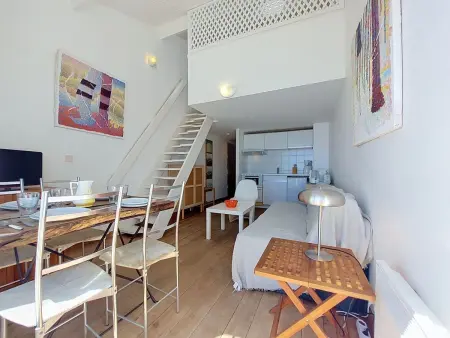 Le Platin : Studio vue mer à 50 m de la plage : photo 8